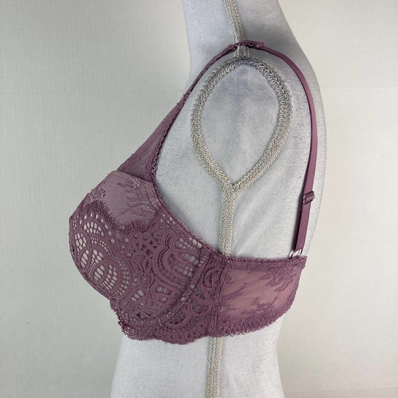 34DDD VICTORIA SECRET DREAM ANGELS High Neck Lined Demi Lace Bra Lt Purple Lace - Picture 3 of 9